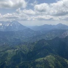 Flugwegposition um 11:53:52: Aufgenommen in der Nähe von Gemeinde Eisenkappel-Vellach, Österreich in 2302 Meter